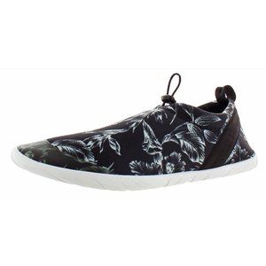 Tommy Bahama Island Neoprene Water Shoes